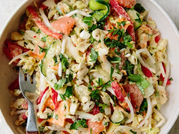 nna Jones’ Raw Thai Citrus Crunch Salad
