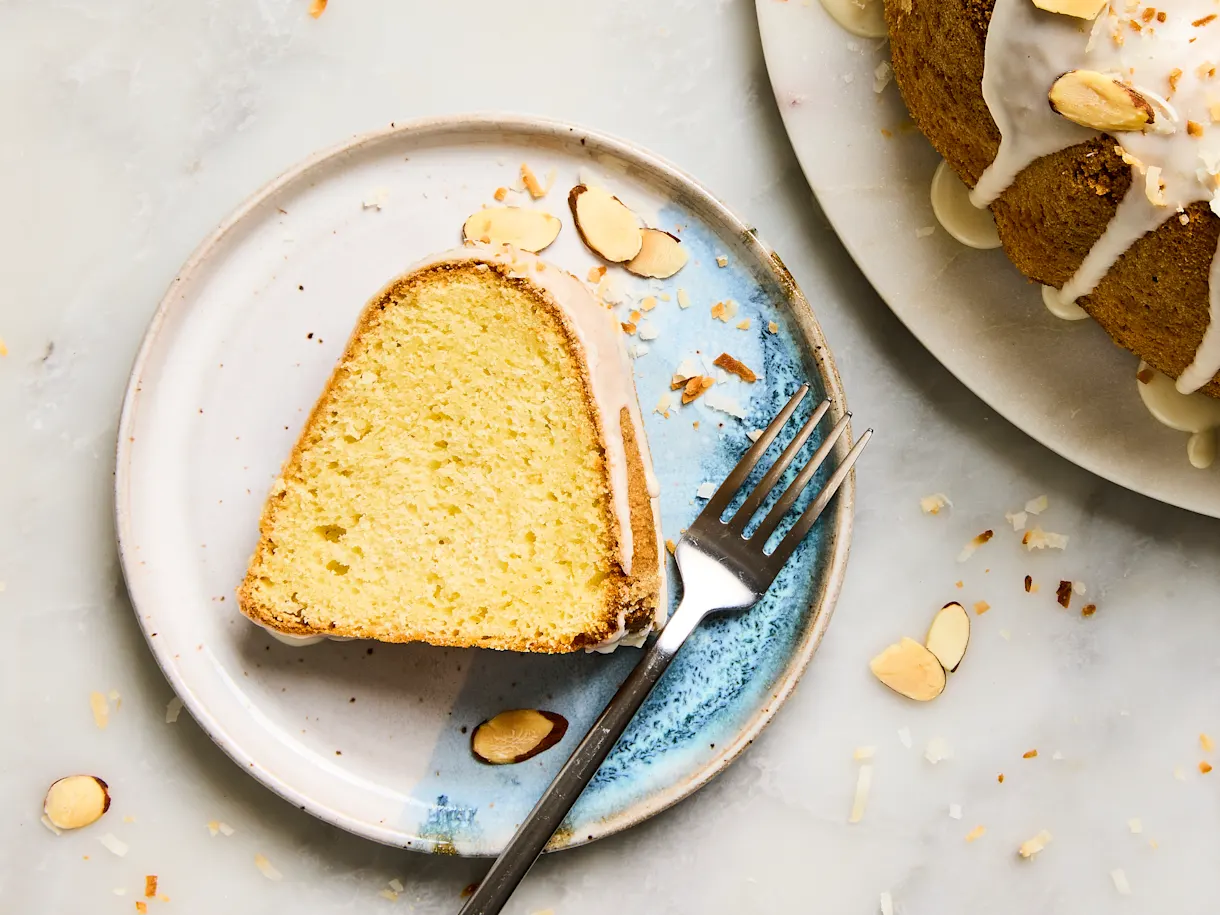 Louisiana Crunch Cake
