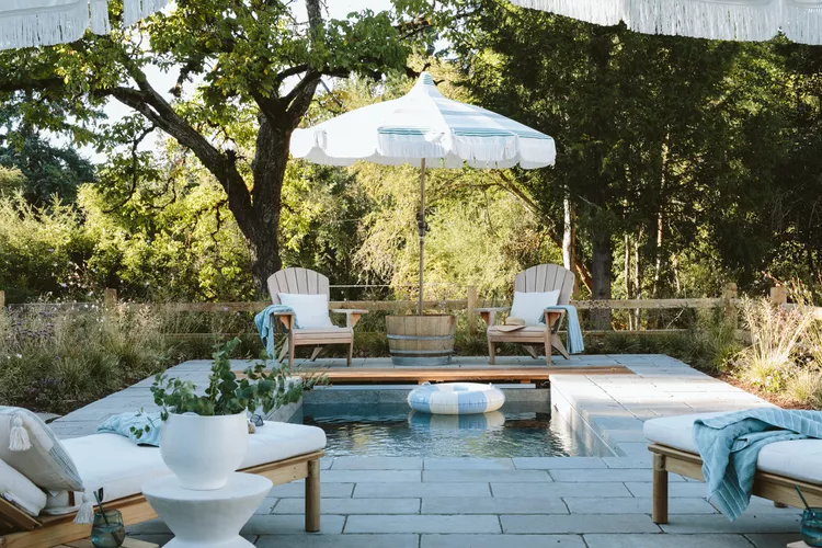 Spool Pools: A Budget-Friendly Option for Small Backyards That Maximizes Relaxation