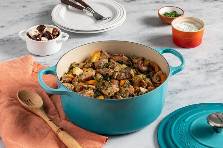 Le Creuset Is Retiring This Iconic Color—but You Can Still Shop Pieces at Amazon (and Save Up to 23%)