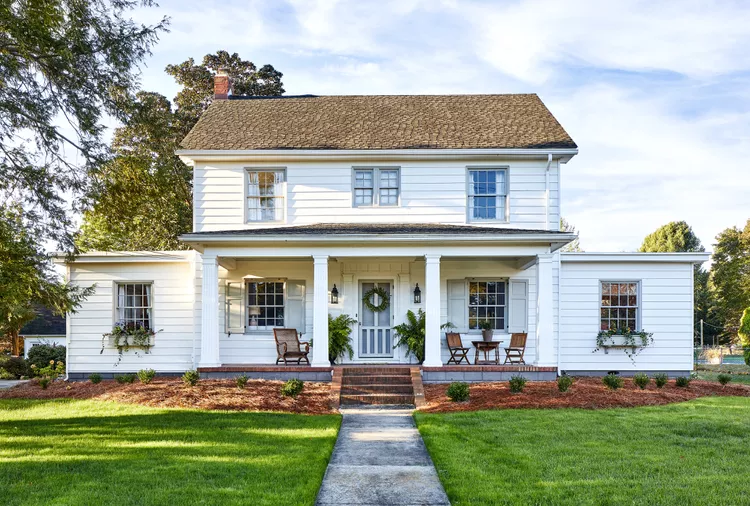 6 Curb Appeal Trends to Skip If You Want to Protect Your Home’s Value