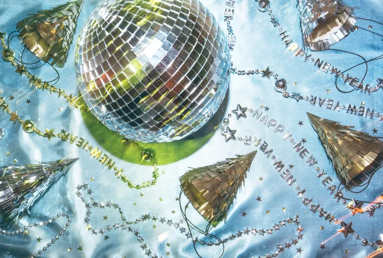 5 Fun Ways to Re-Create the New Year's Eve Ball Drop at Home